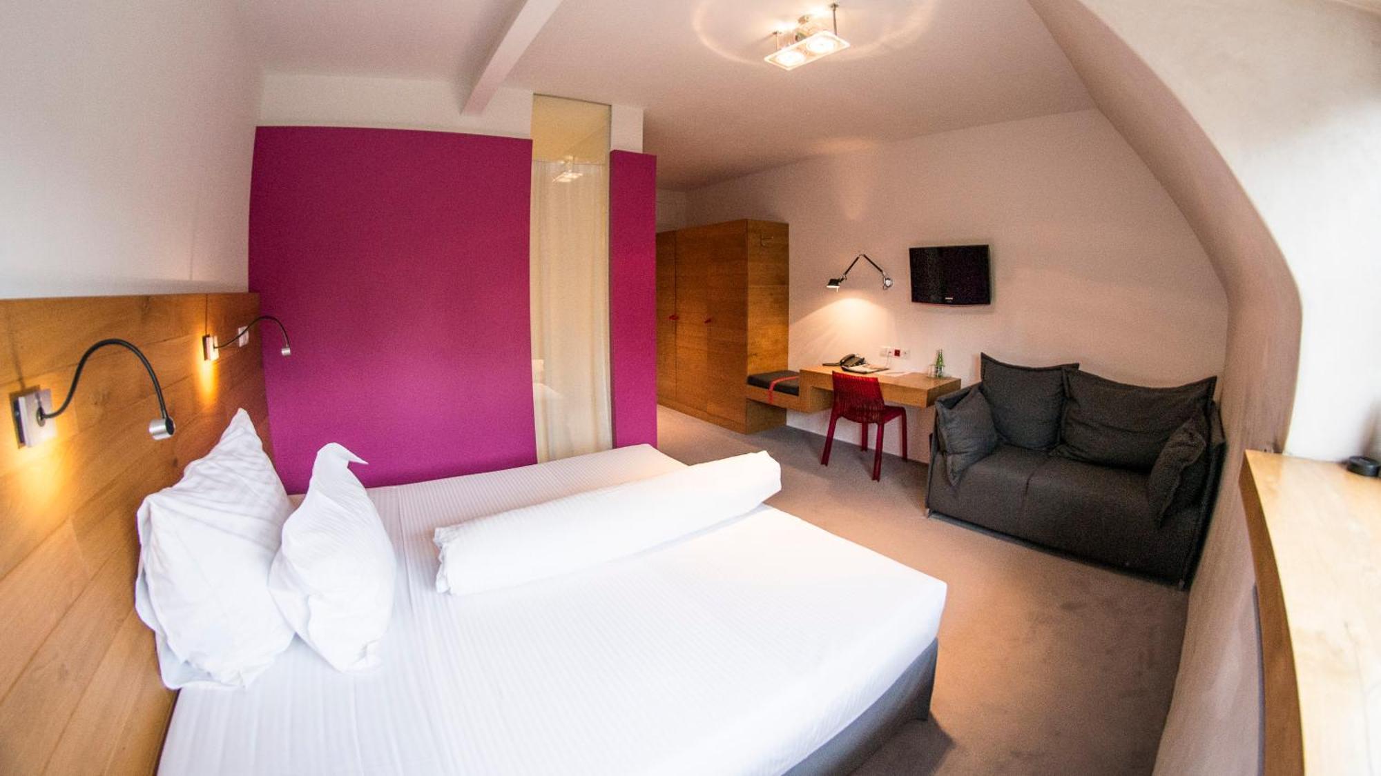 Hot_Elarnia Hotel & Spa Hotel 4*